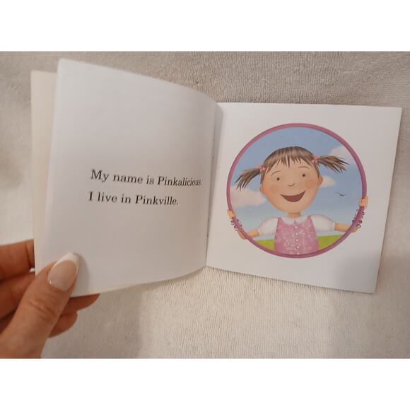 12 Pc Pinkalicious Book Set I Can Read Kid Books Paperback Lot Of Twelve Collect - Picture 5 of 16